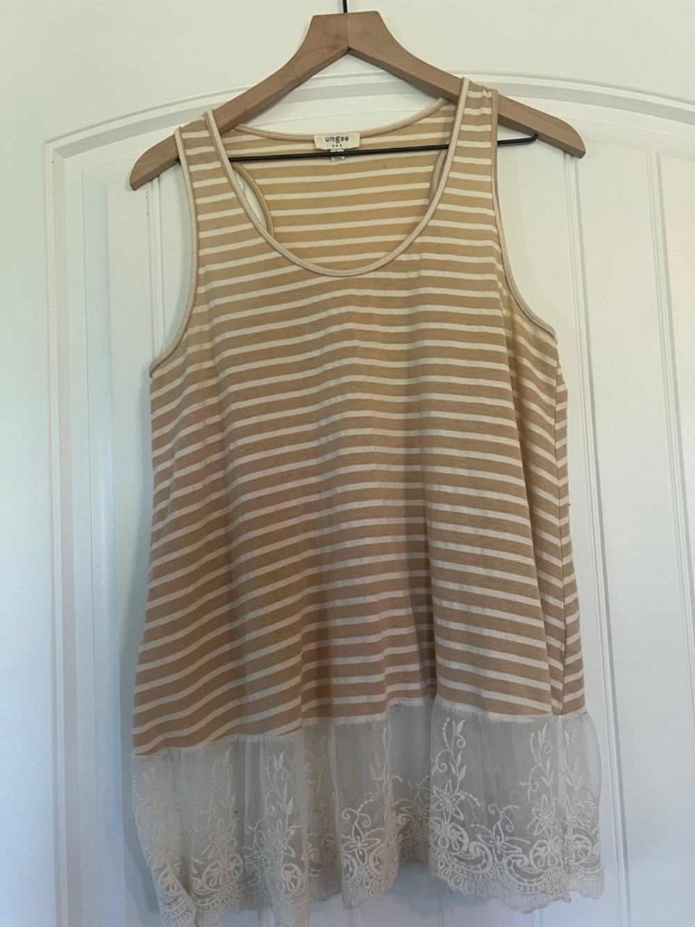 Umgee Flowy Ruffle Tunic Tank Top Large